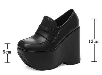 Пролетни нови дамски модни бели черни Обикновена кожени обувки на платформа с кръгло бомбе 5 см и платформа на танкетке 130 мм, обувки-лодка без закопчалка